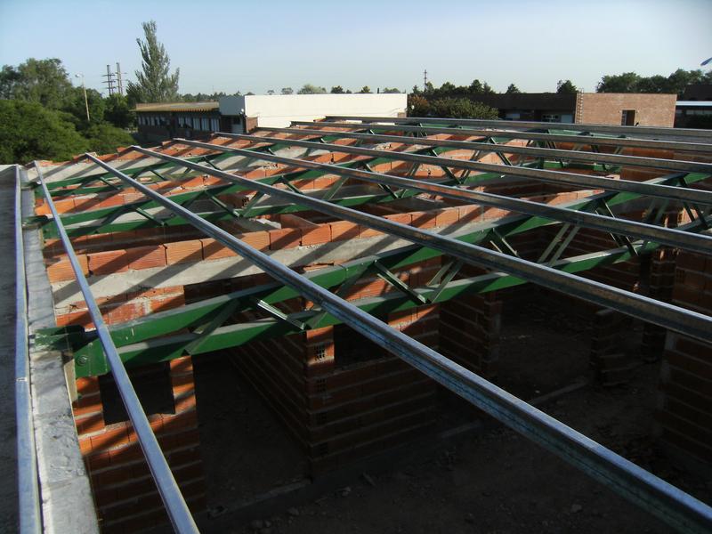Estructura metálica · Ampliación UNICEN 250m²
